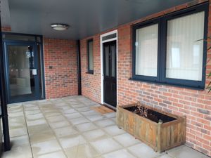 Photo 5- click for photo gallery